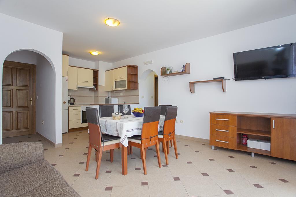 Apartments Villa Maris Lumbarda Bilik gambar